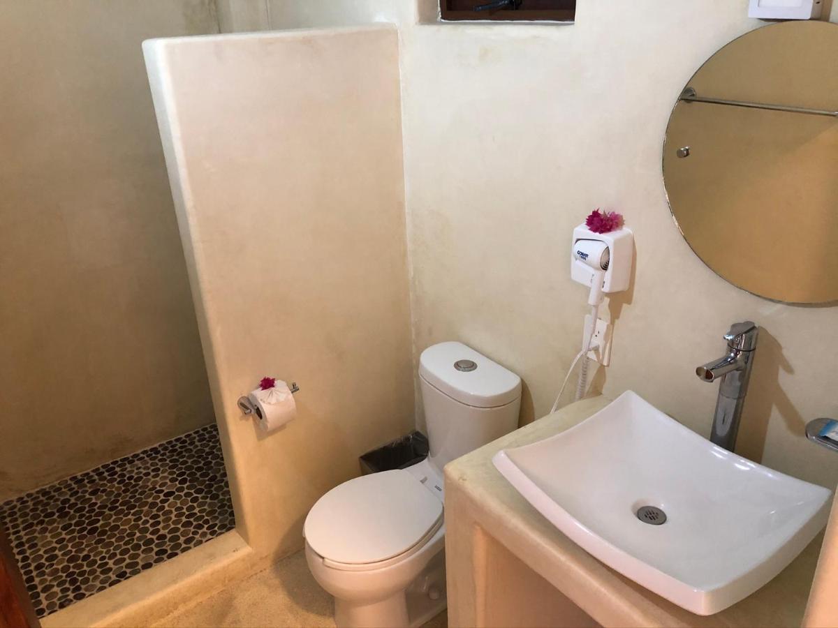 Hotel Aldea Sol Zihuatanejo Exterior photo