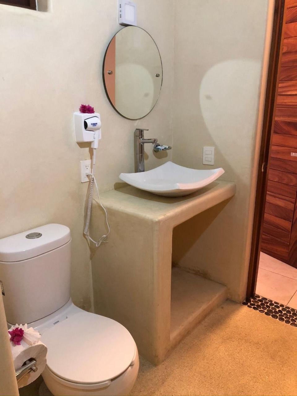 Hotel Aldea Sol Zihuatanejo Exterior photo