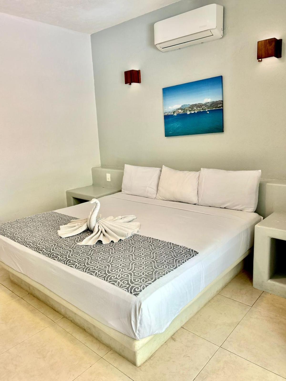 Hotel Aldea Sol Zihuatanejo Exterior photo