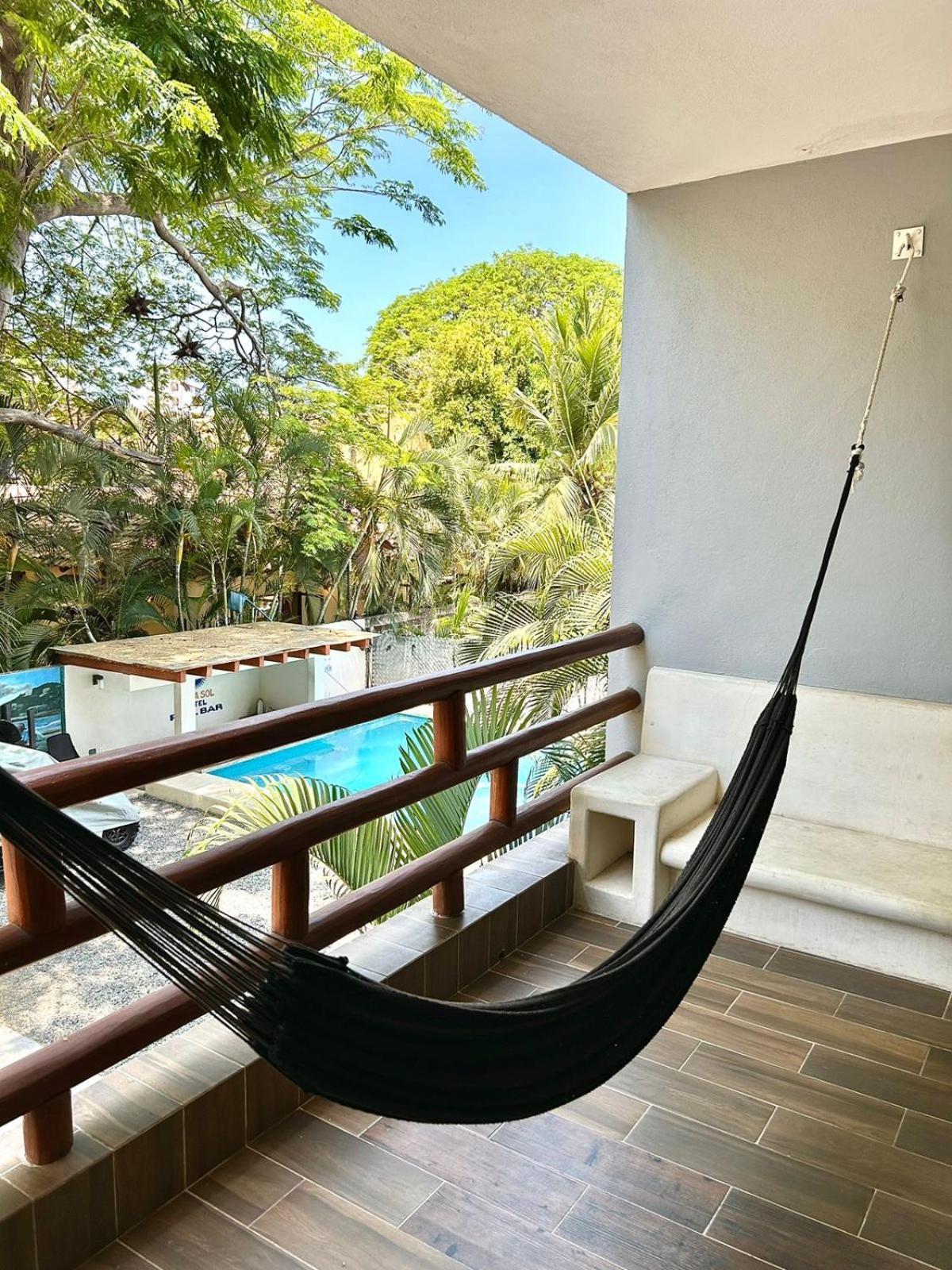 Hotel Aldea Sol Zihuatanejo Exterior photo
