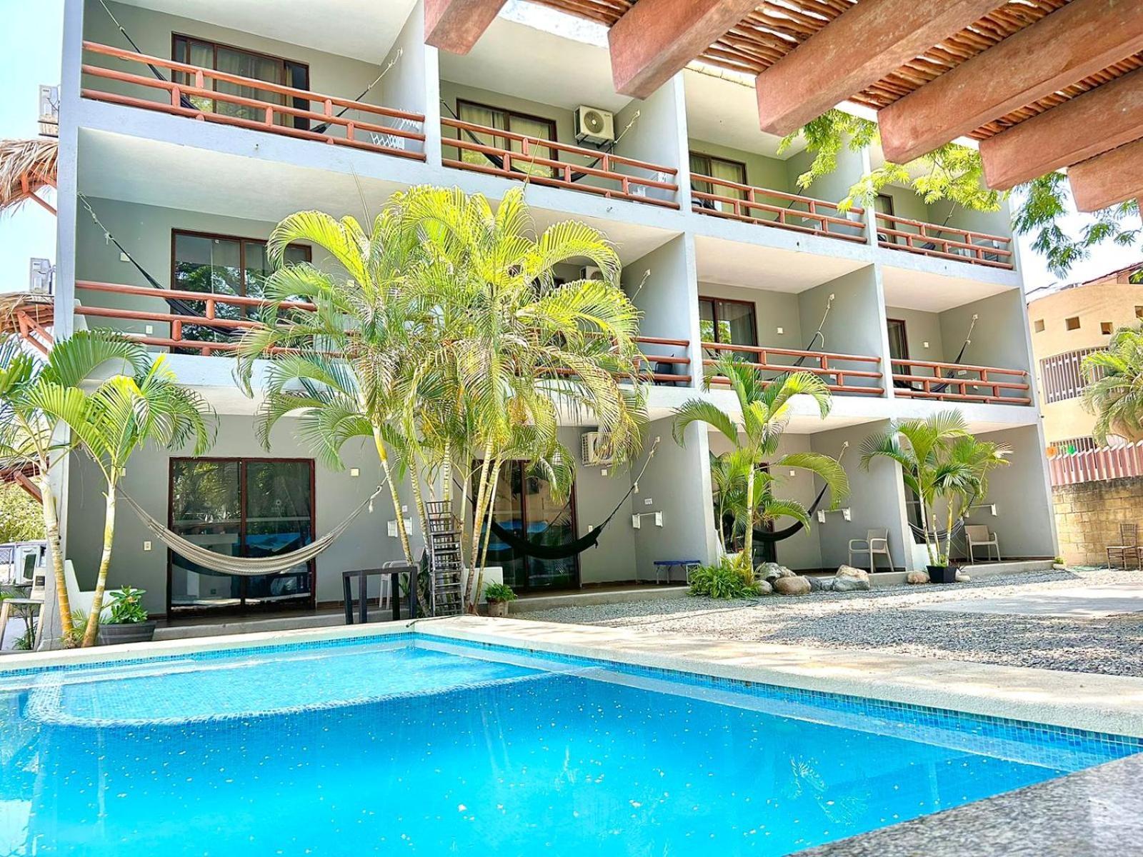 Hotel Aldea Sol Zihuatanejo Exterior photo